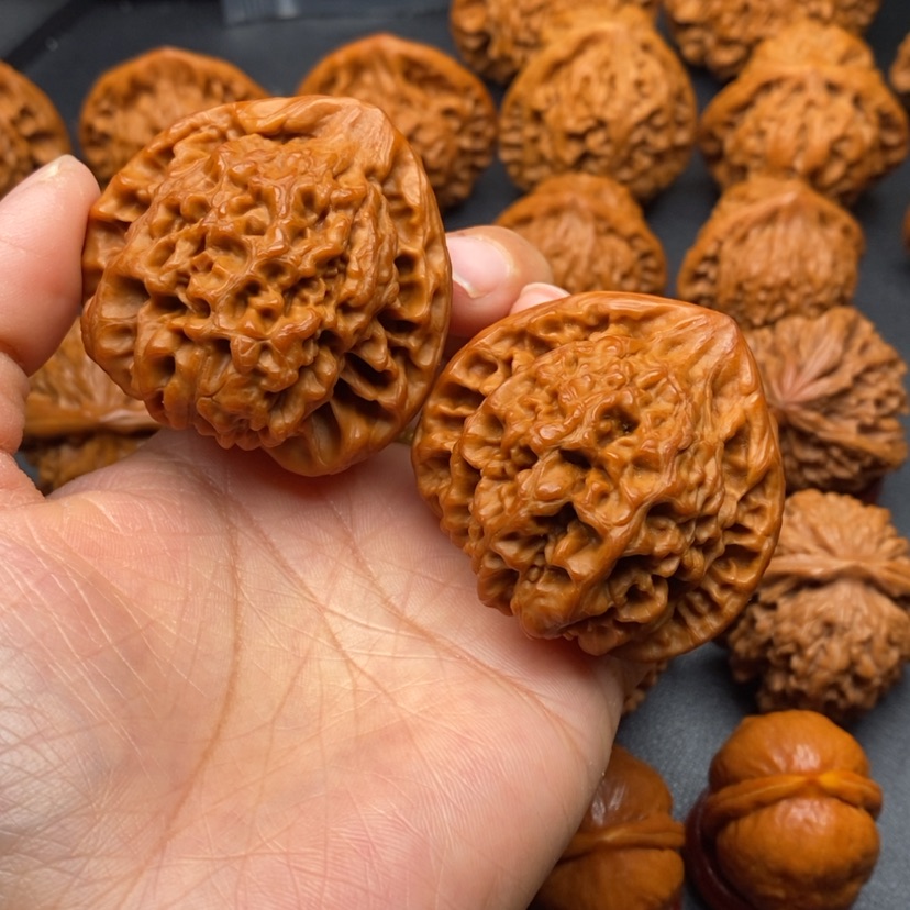 【闪购商品】文玩核桃把件46官帽