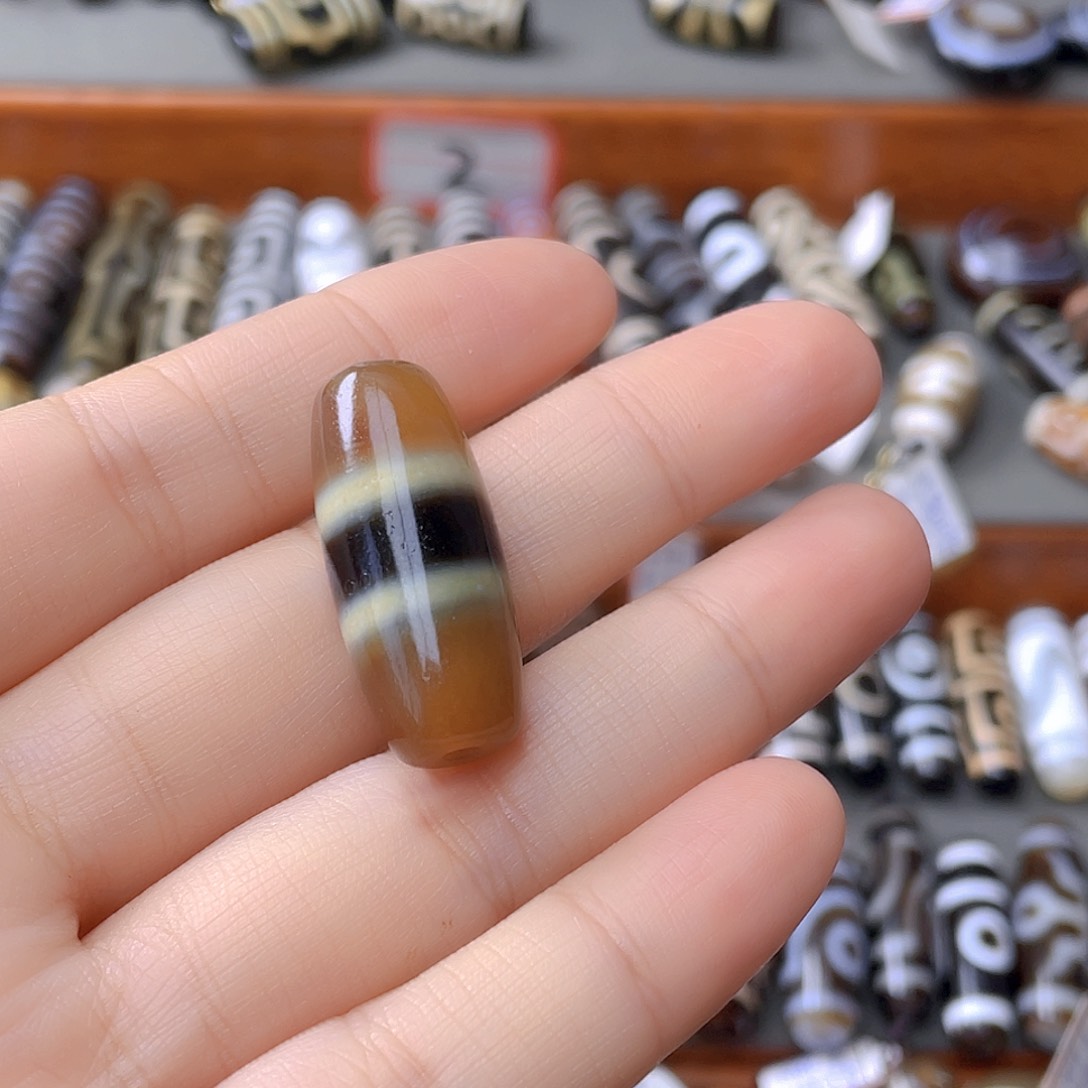 未镶嵌颈饰玛瑙/玉髓北**望