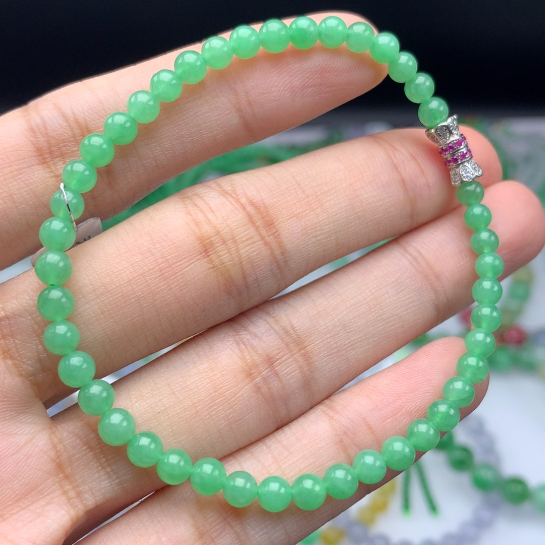 翡翠手链未镶嵌自***a卡