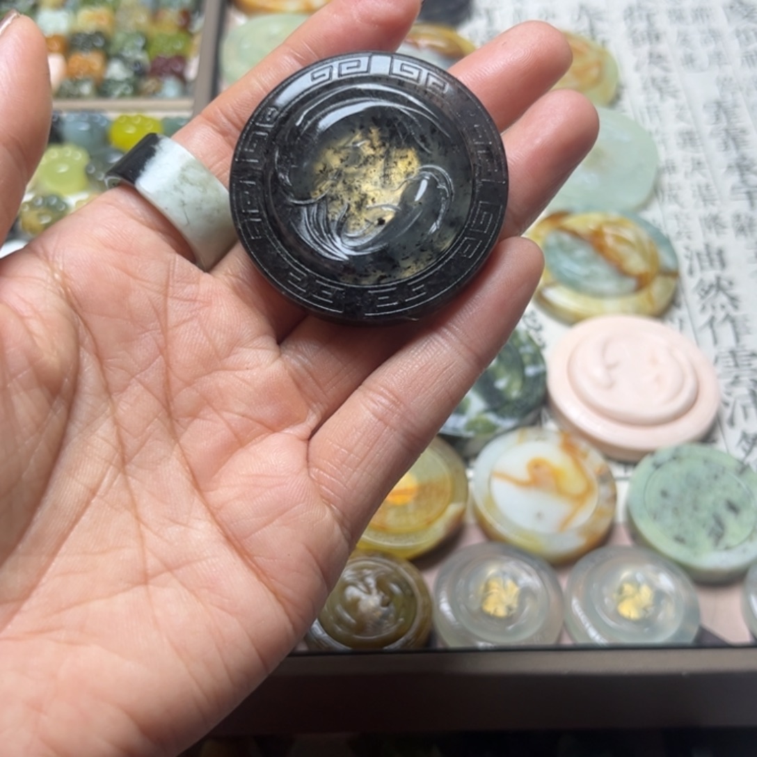 安***子蛇纹石玉合金颈饰