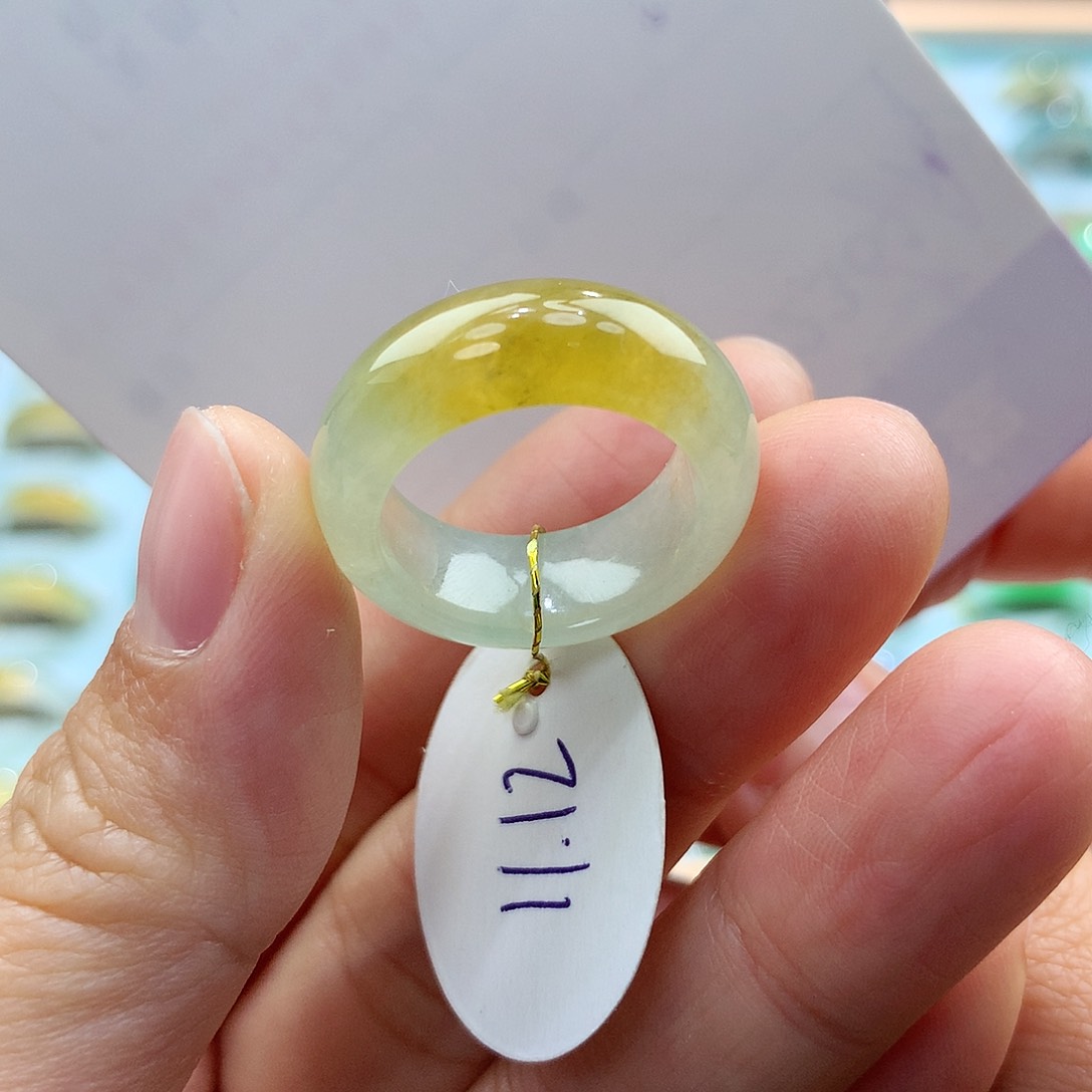 翡翠戒指未镶嵌1112圈