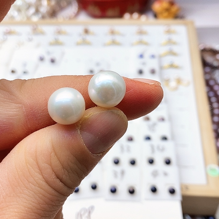 淡水珍珠颈饰合金