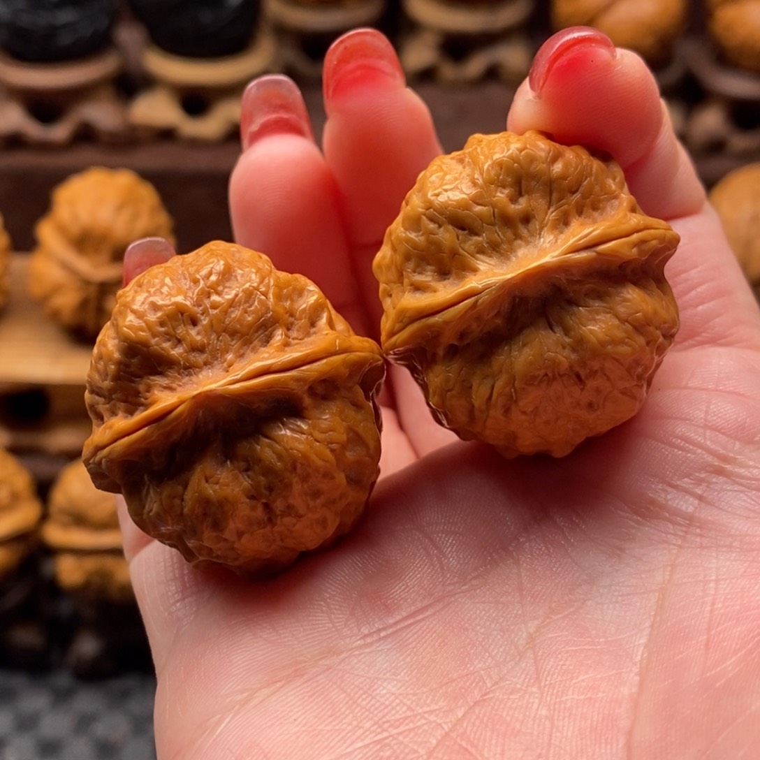 文玩核桃把件福利34手捻元宝