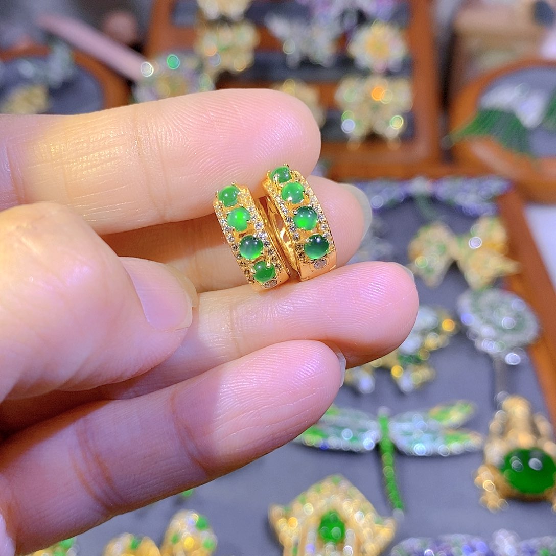 颈饰银S925镶嵌翡翠