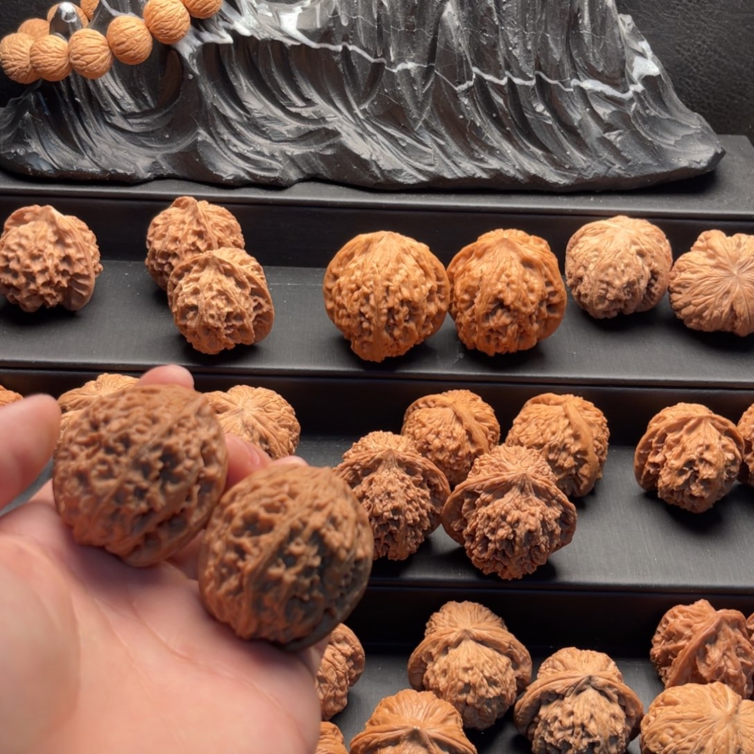 老****吊坠文玩核桃牡丹纹