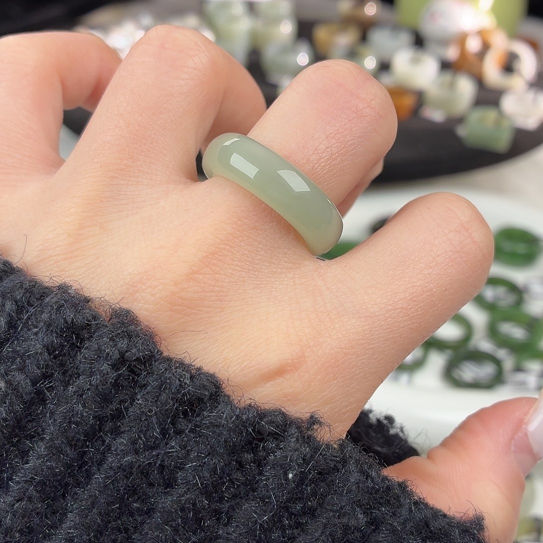 和田玉未镶嵌戒指S113奶蓝圆条18.0