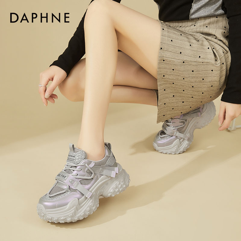 达芙妮女鞋老爹鞋2025新款厚底爆款休闲小白鞋春季白色运动鞋7019