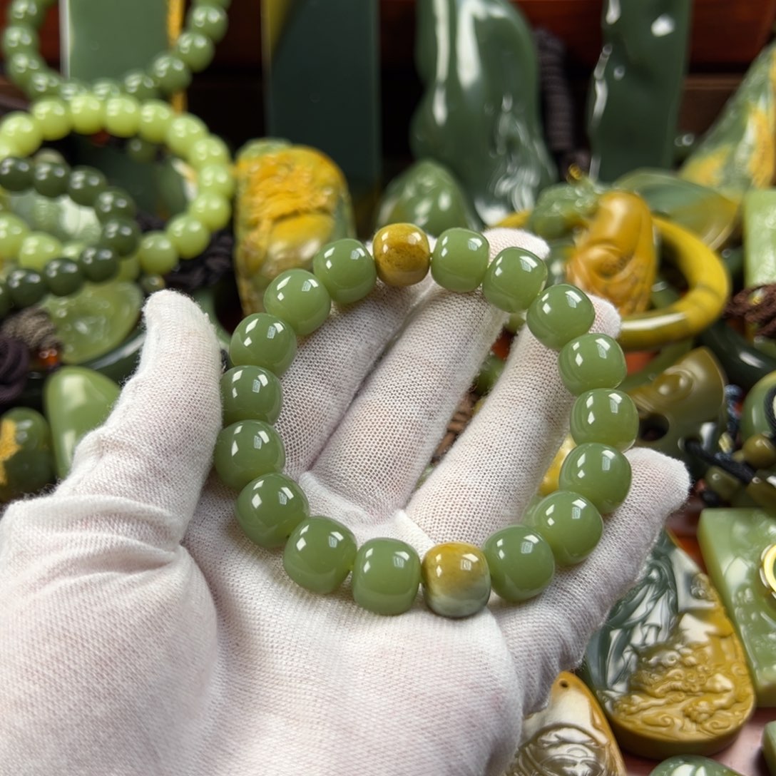 岫岩河磨玉（透闪石质玉）手链未镶嵌踏***～