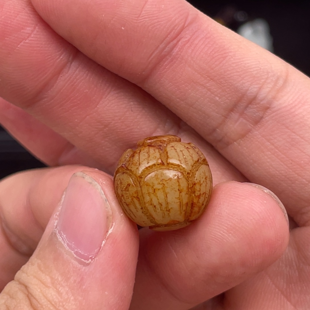 和田玉（糖玉）颈饰未镶嵌