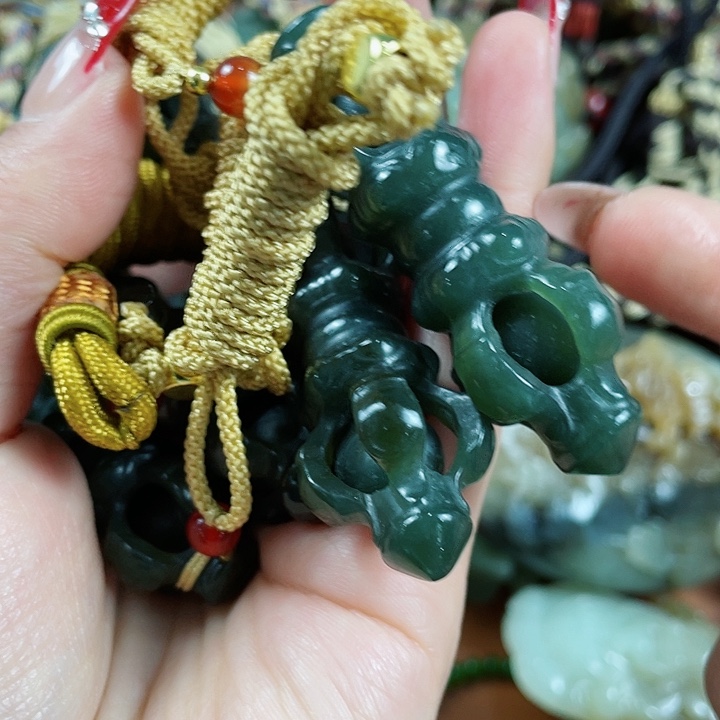 和田玉把件未镶嵌