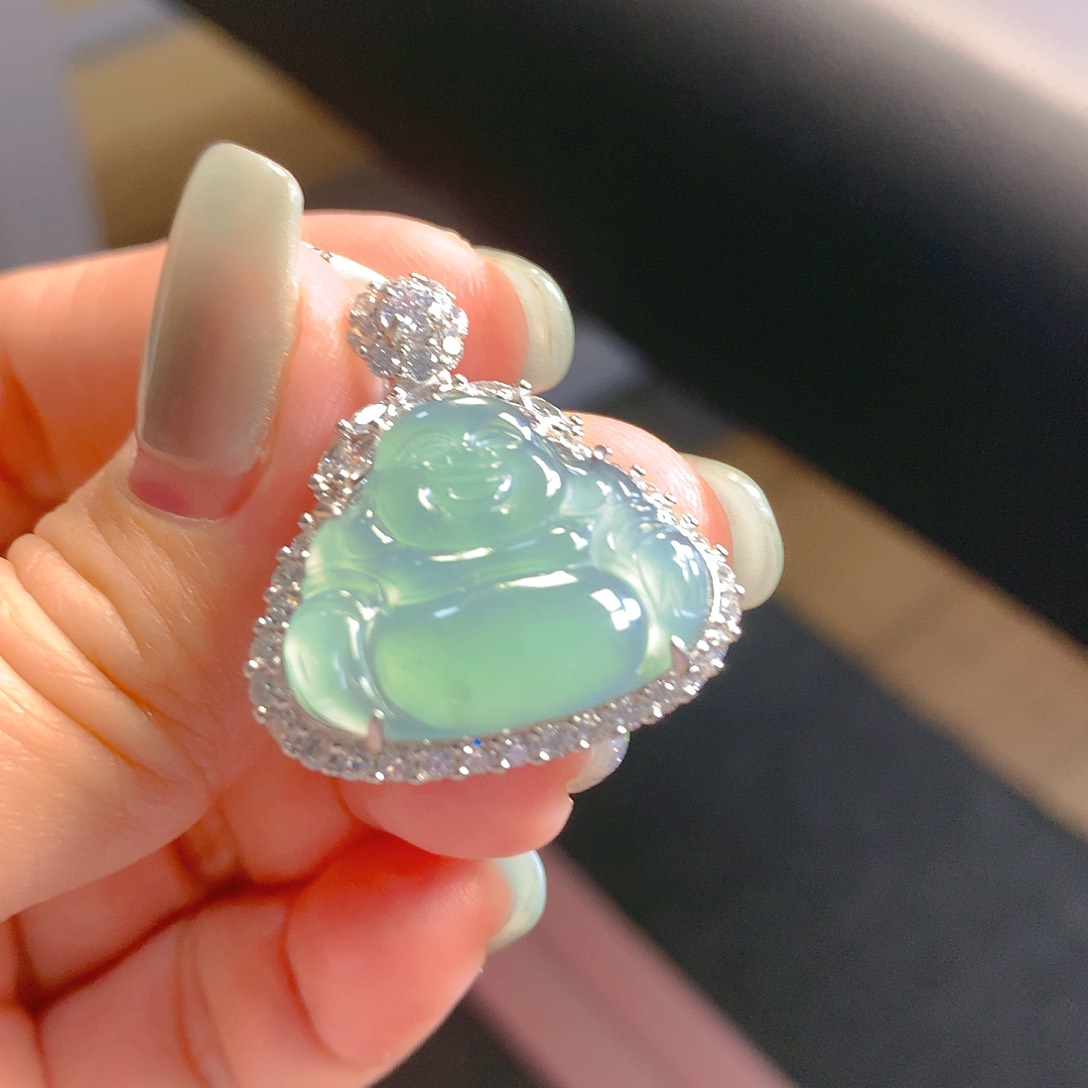 翡翠颈饰银S925镶嵌翡翠