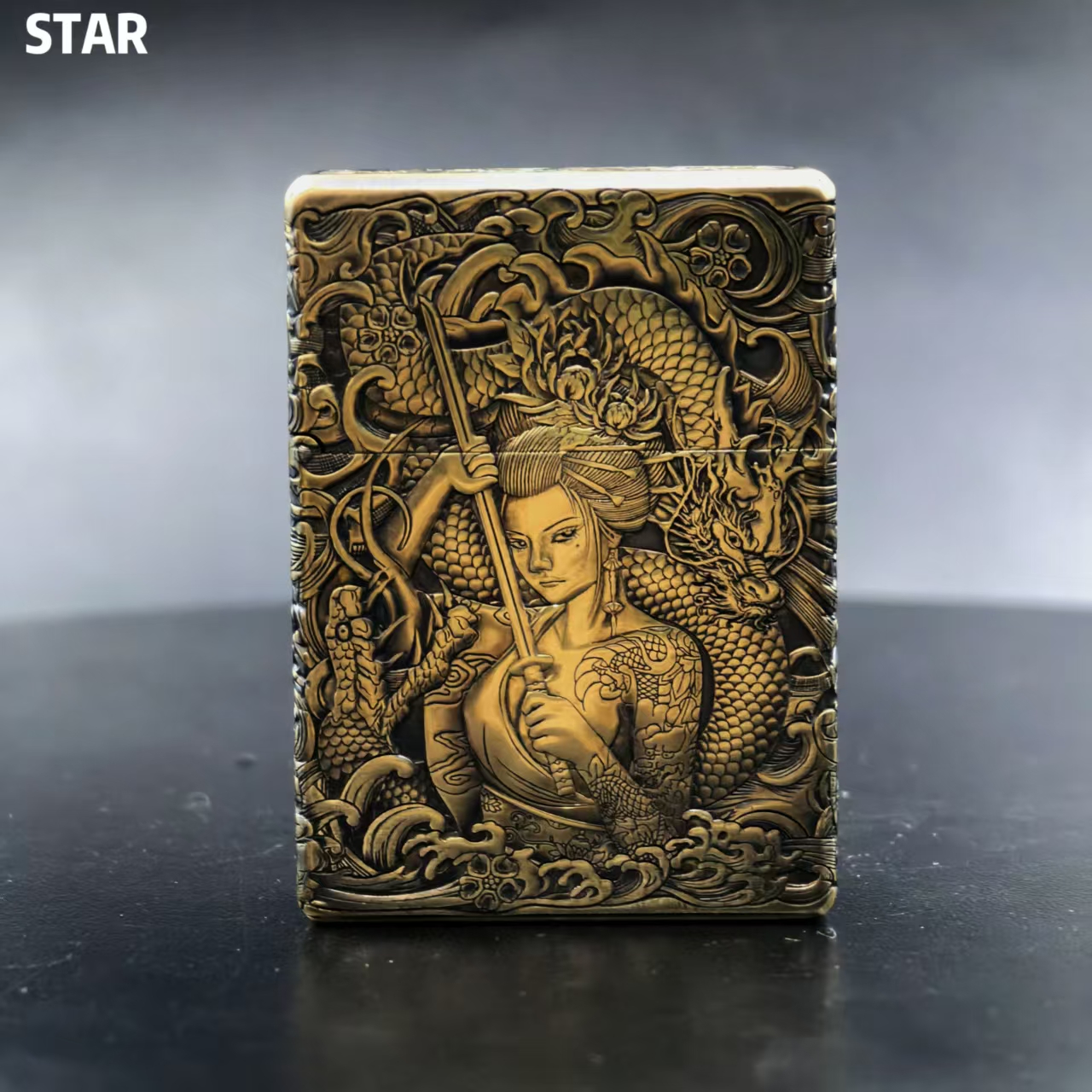STAR恒星ST9黄铜浮雕做旧龙女艺伎煤油打火机