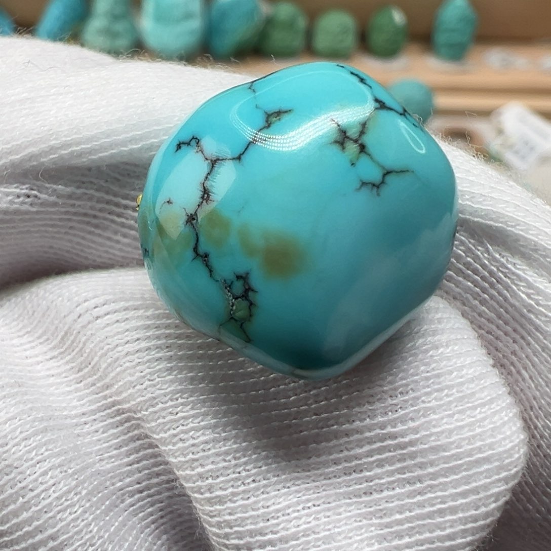 绿松石配饰未镶嵌