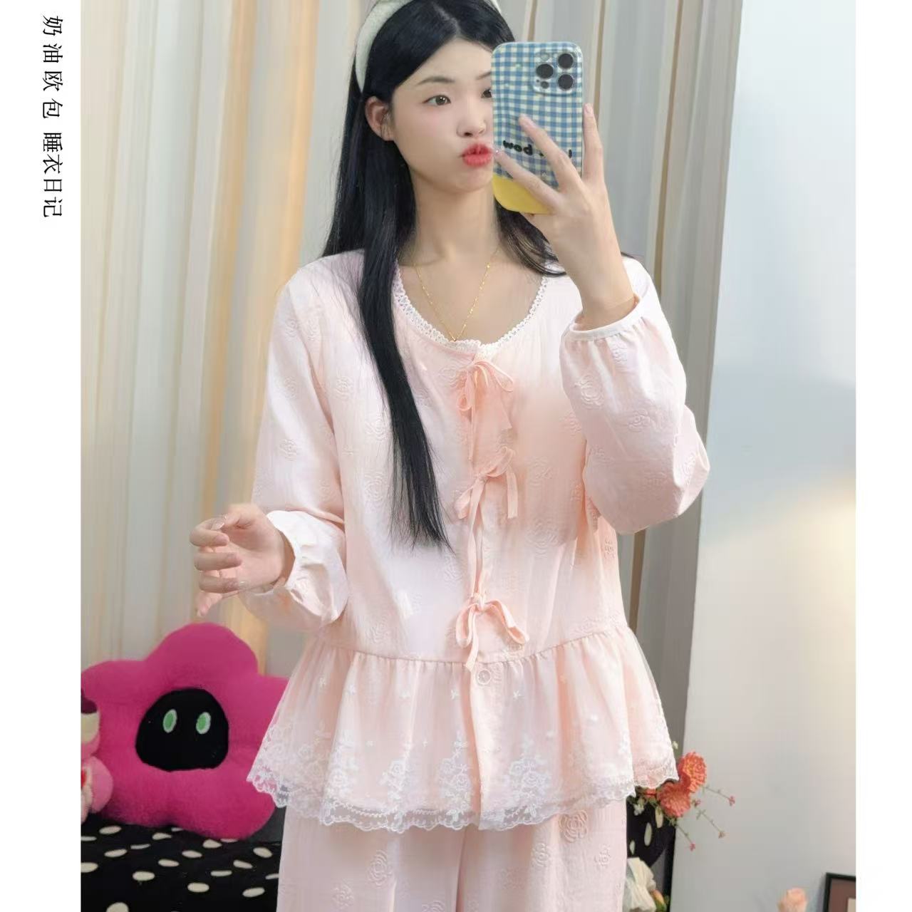 2025春秋新款轻薄透气梭织压花泡泡棉纱睡衣女家居服套装