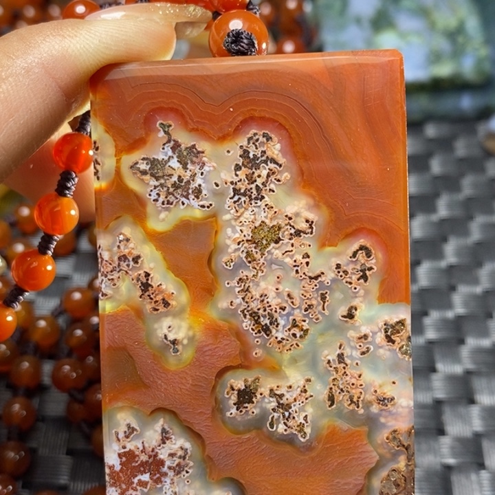 【闪购商品】玛瑙/玉髓颈饰未镶嵌晓**剑