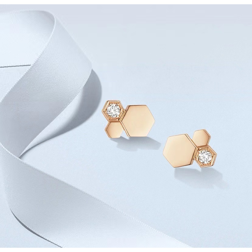 经典小蜂巢造型围巾