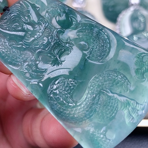 【闪购商品】翡翠颈饰未镶嵌天然翡翠