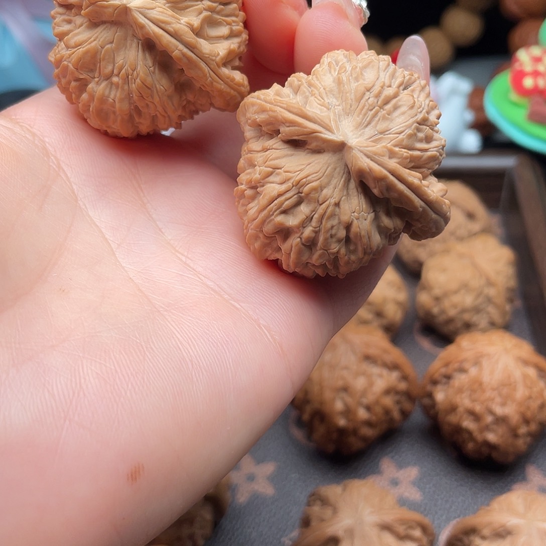 木（非红木类）白狮子41