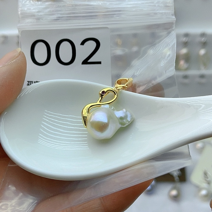 淡水珍珠颈饰银S925镶嵌