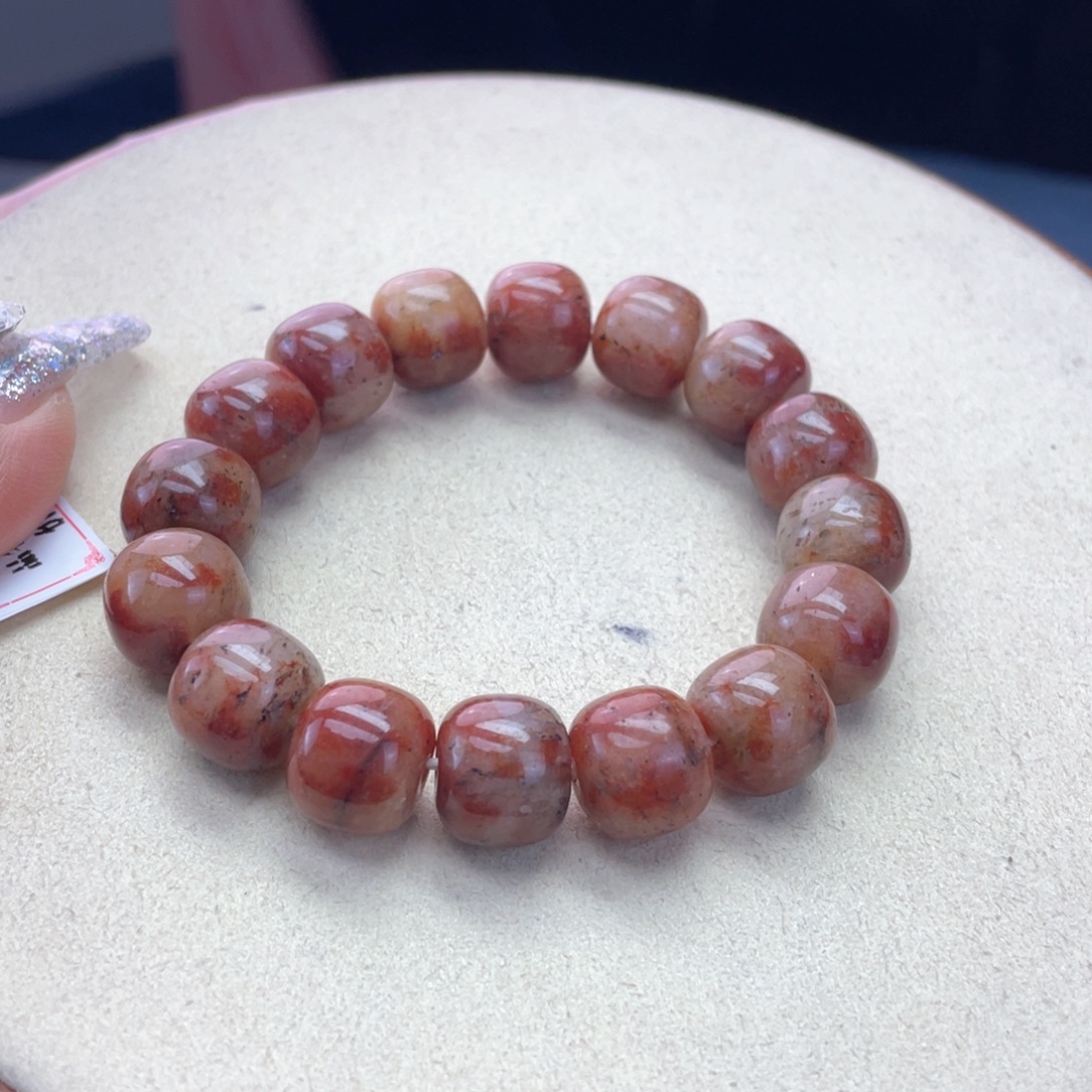 石英岩玉未镶嵌手镯