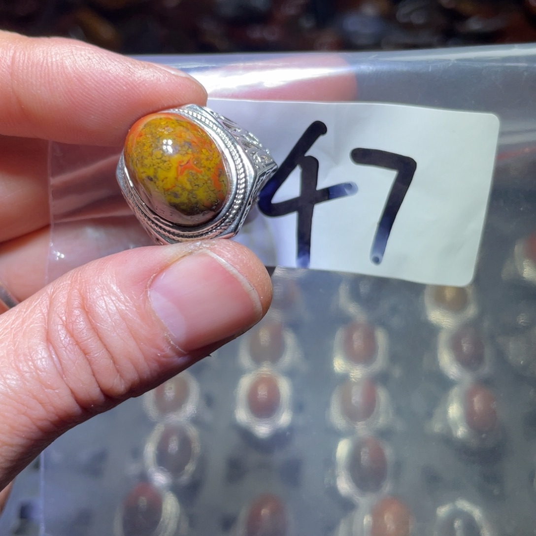 玛瑙/玉髓颈饰未镶嵌洪****收