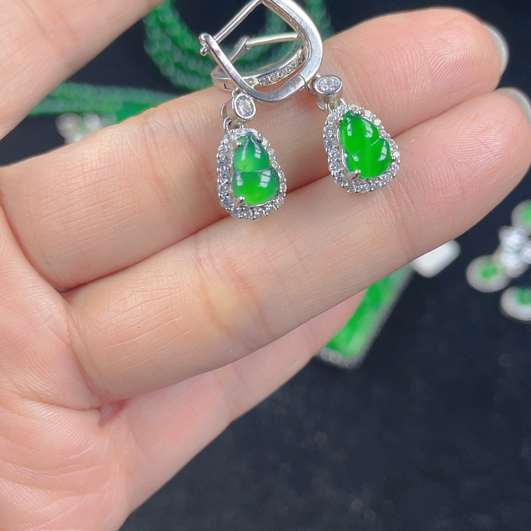 翡翠吊坠(不含链)银S925镶嵌