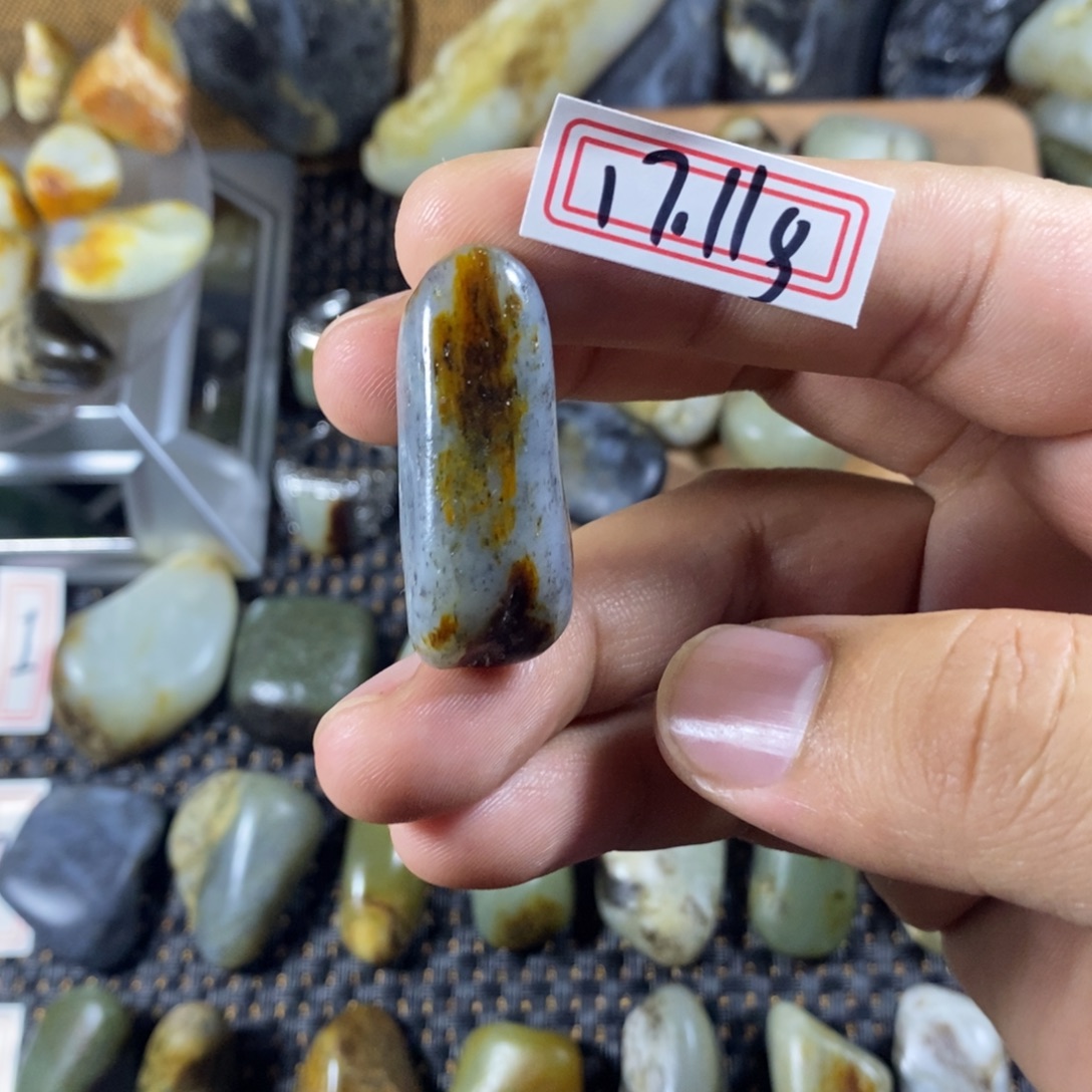 和田玉（糖玉）未镶嵌挂件