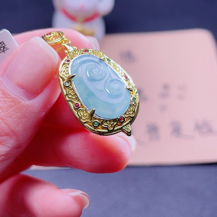 翡翠吊坠(不含链)未镶嵌