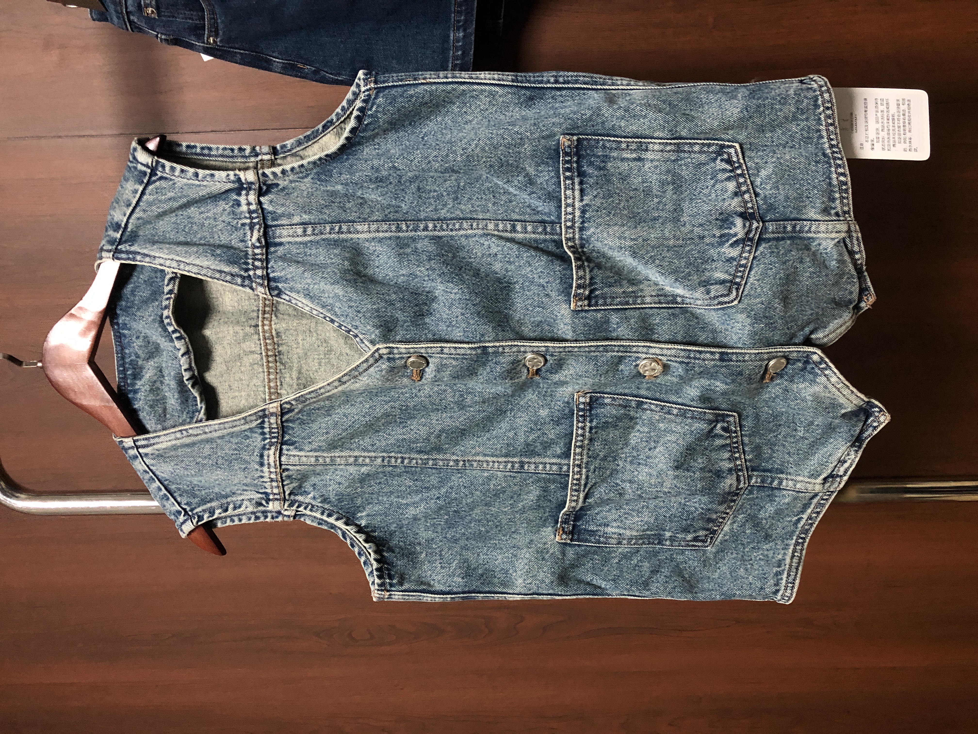 47#蓝色牛仔V领马甲（特价现货）