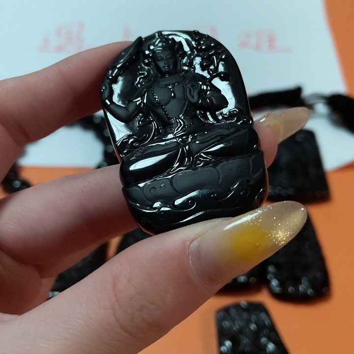 翡翠颈饰未镶嵌^****^翡翠吊坠