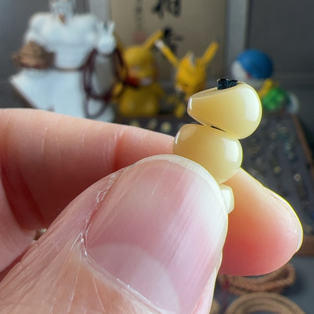 腼***腆柏香籽/百香籽吊坠