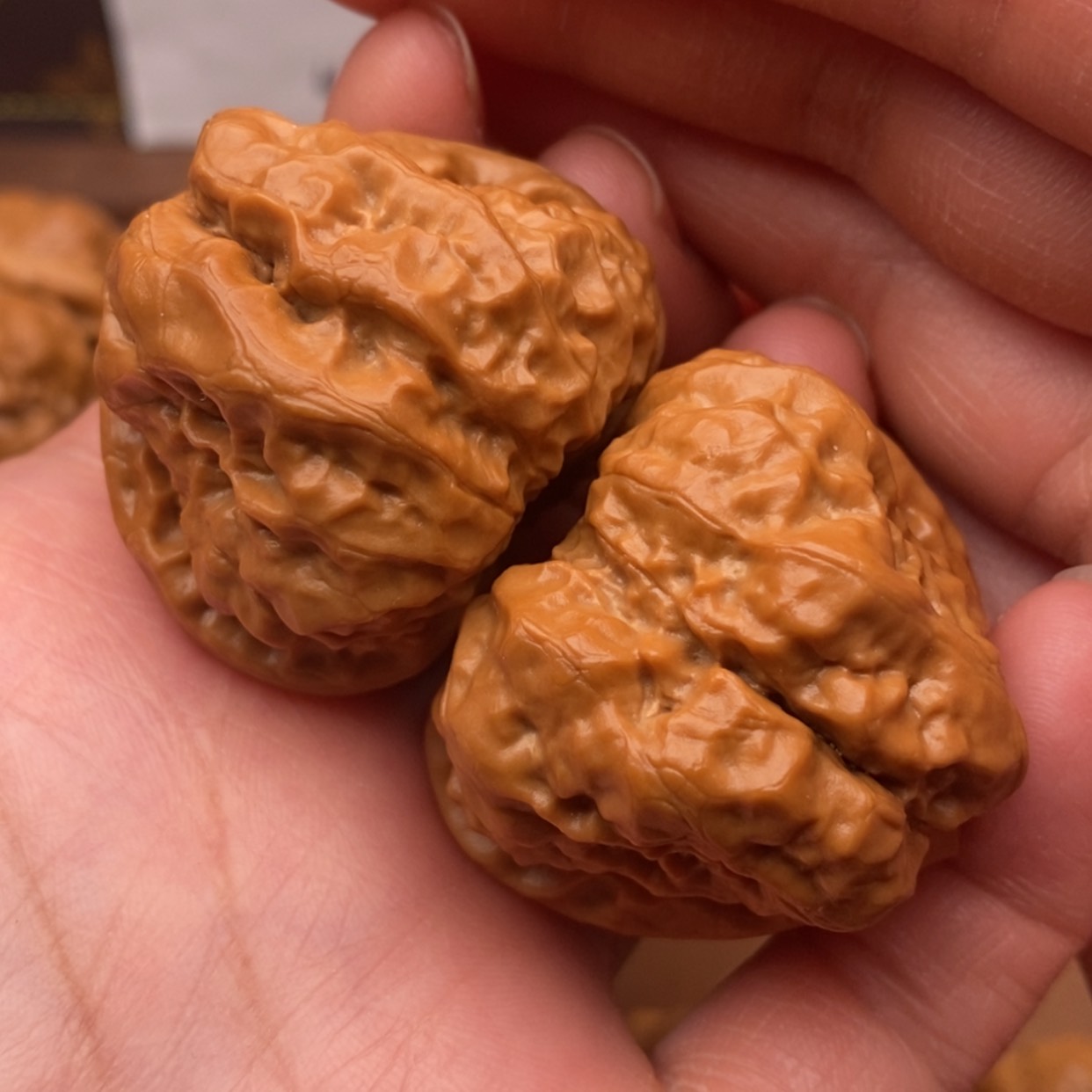 【闪购商品】文玩核桃把件开背三角蛙边38左右