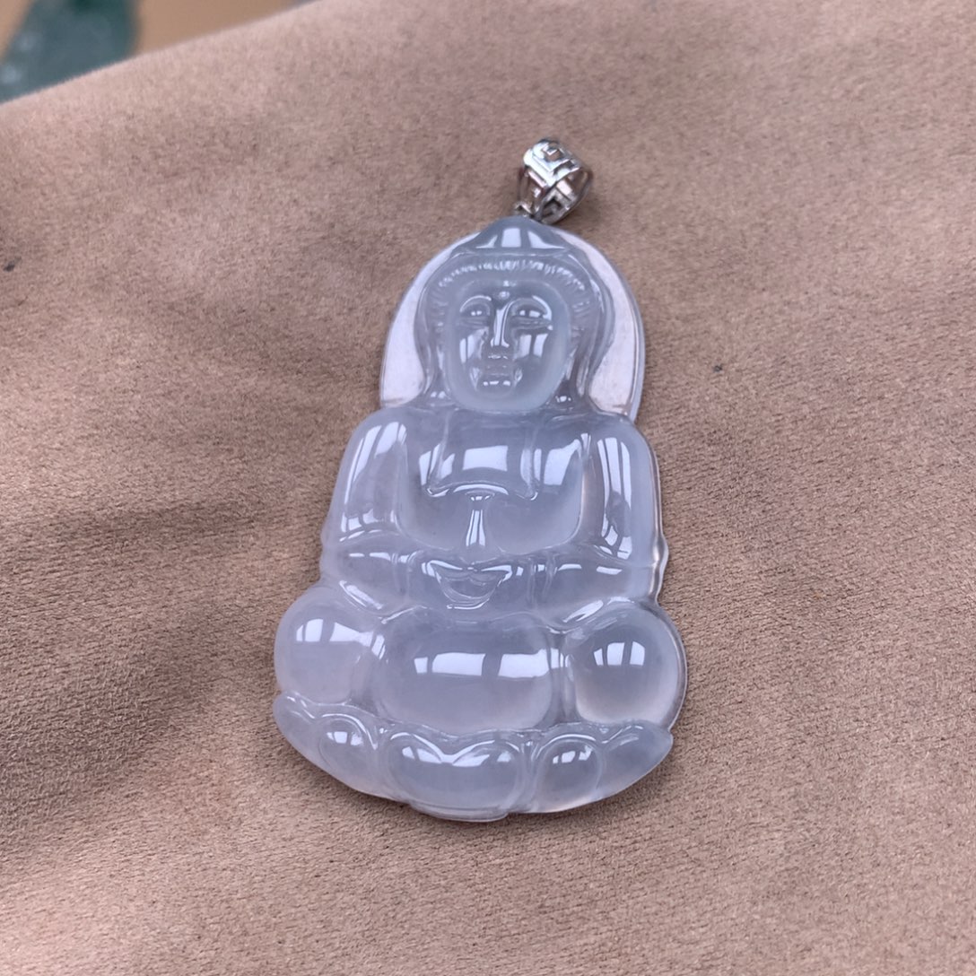 翡翠18K金镶嵌颈饰缅甸翡翠