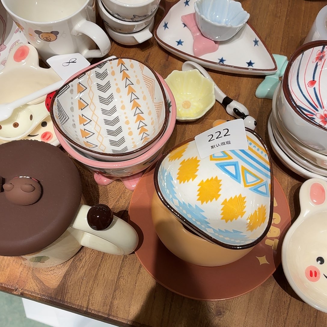 瓷222三角形味碟两个