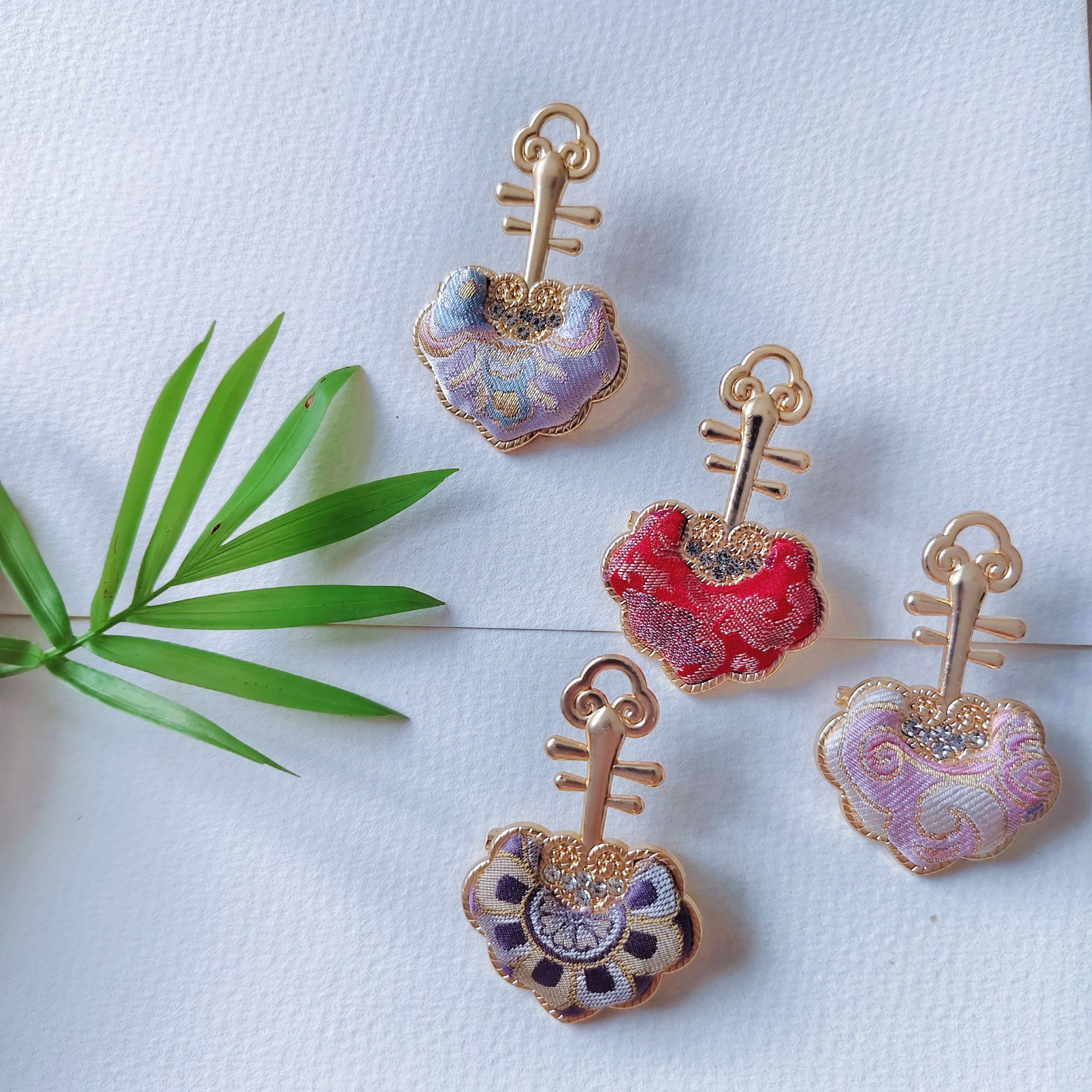 非金属布艺胸针 直播专属链接  宋锦手工  默认微瑕 no退no换