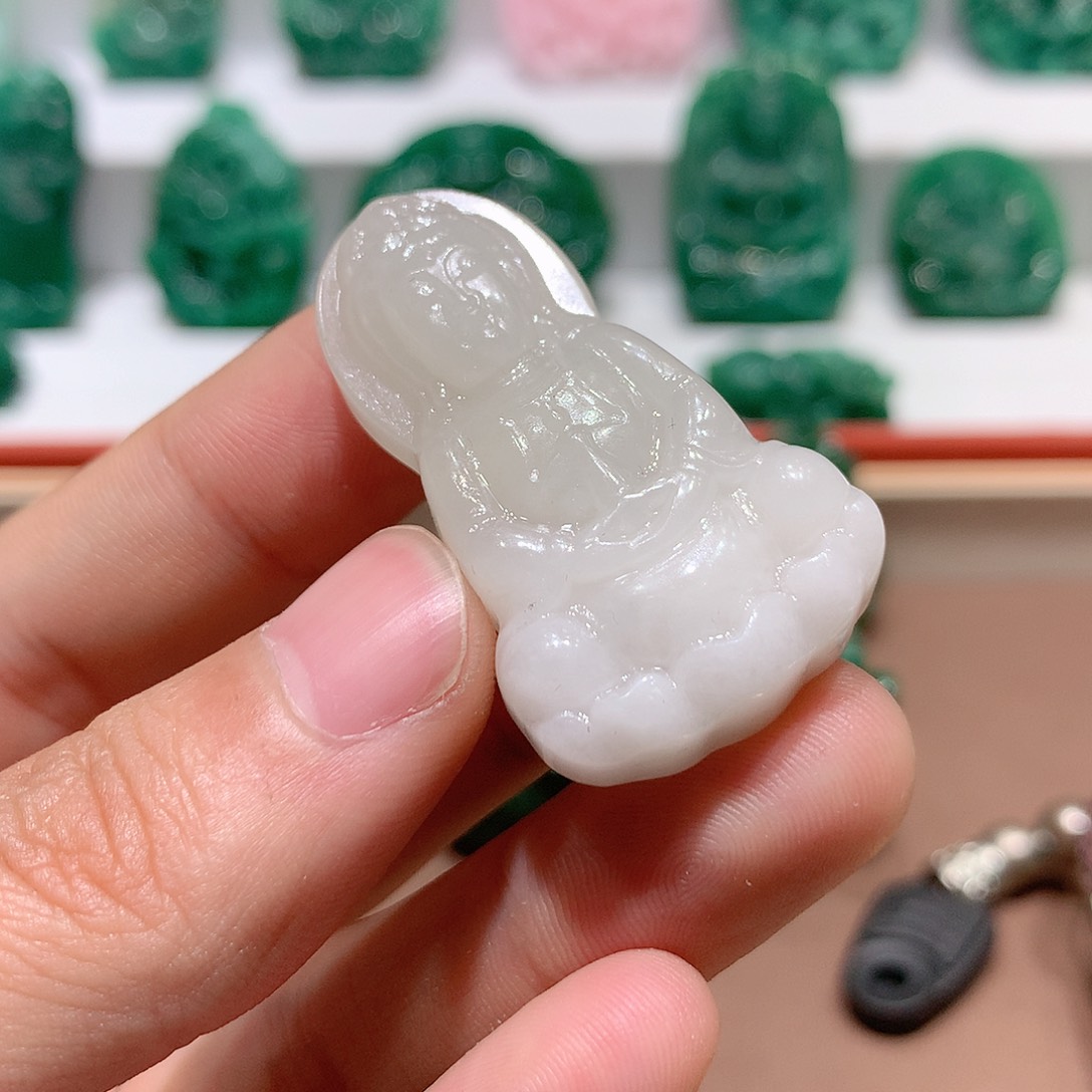 独山玉挂件未镶嵌