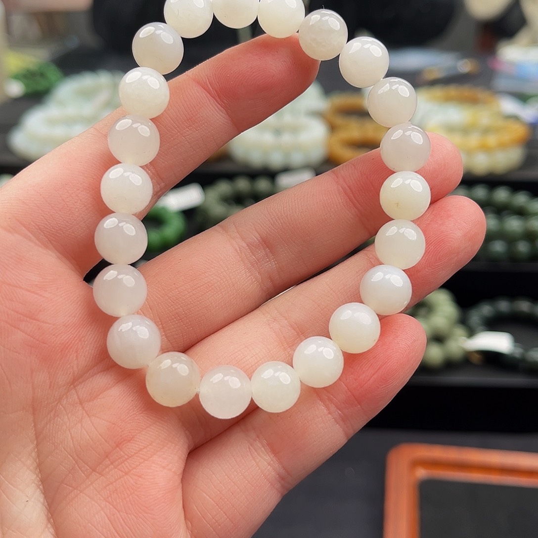 和田玉手串未镶嵌