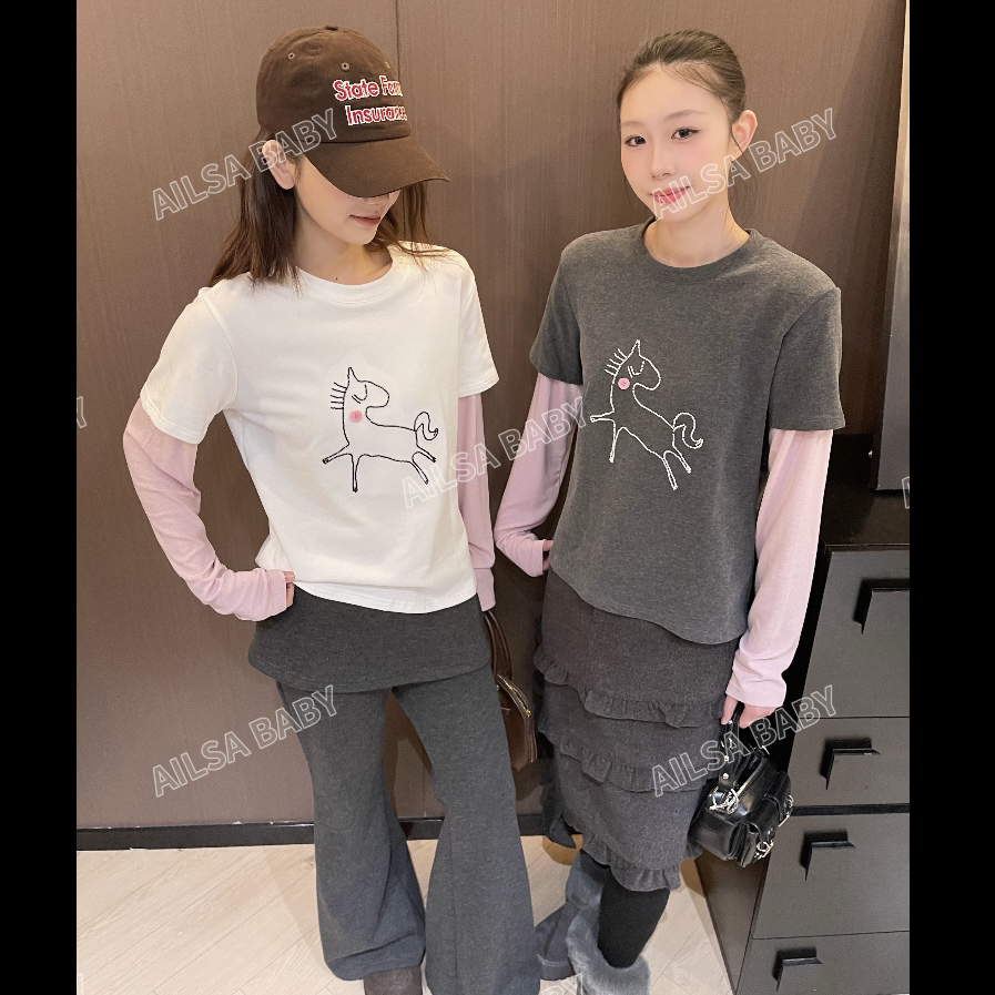 【AILSA BABY】欧货圆领小马钉珠纽扣设计假两件长袖T恤/122507A