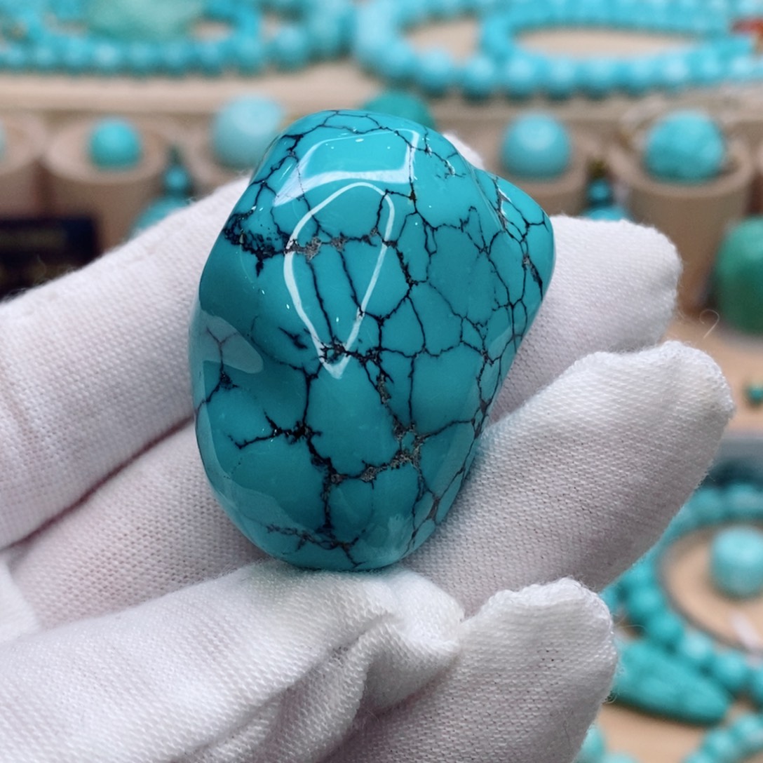 威***-绿松石未镶嵌珠宝奇石