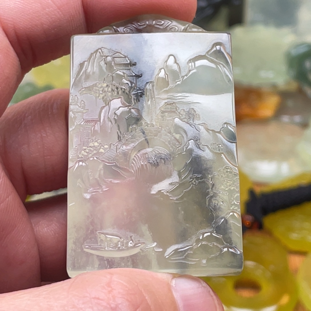 林****蛇纹石玉未镶嵌颈饰