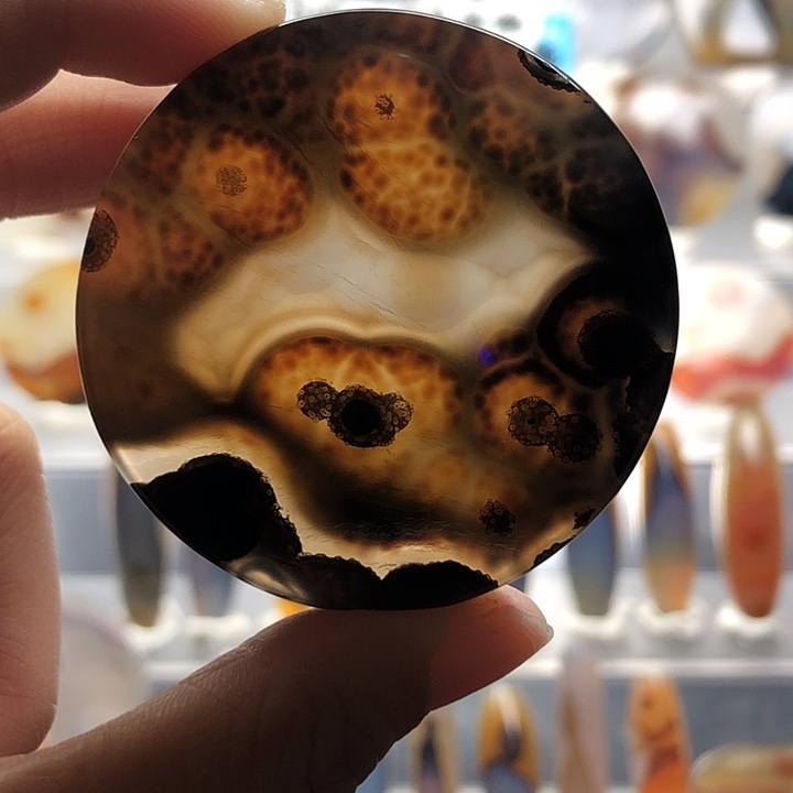 玛瑙/玉髓未镶嵌珠宝半成品82