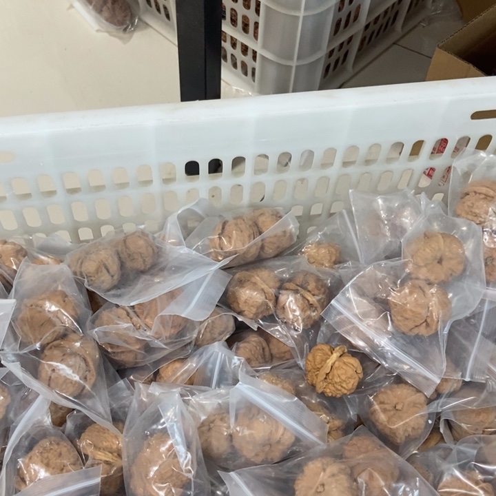 吊坠文玩核桃小*儿蛤蟆瑕疵