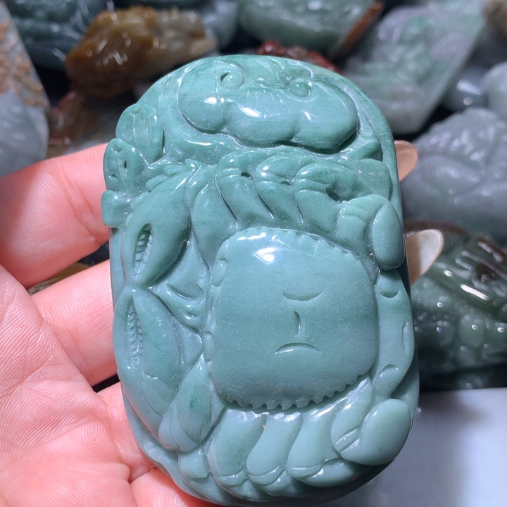 翡翠未镶嵌颈饰保真天然A货翡翠