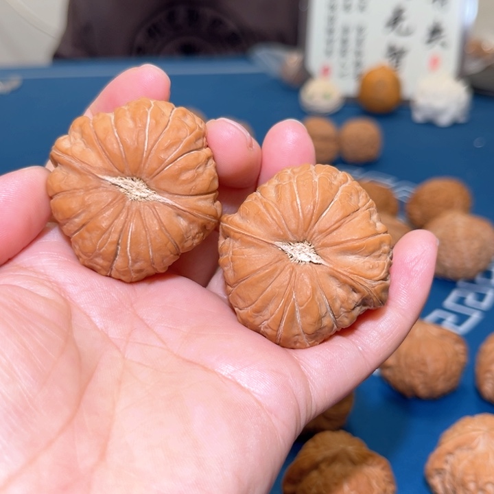 文玩核桃把件奶***?南瓜墩