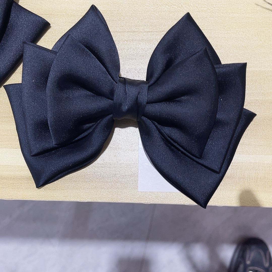 皮质铁合金蝴蝶结发夹