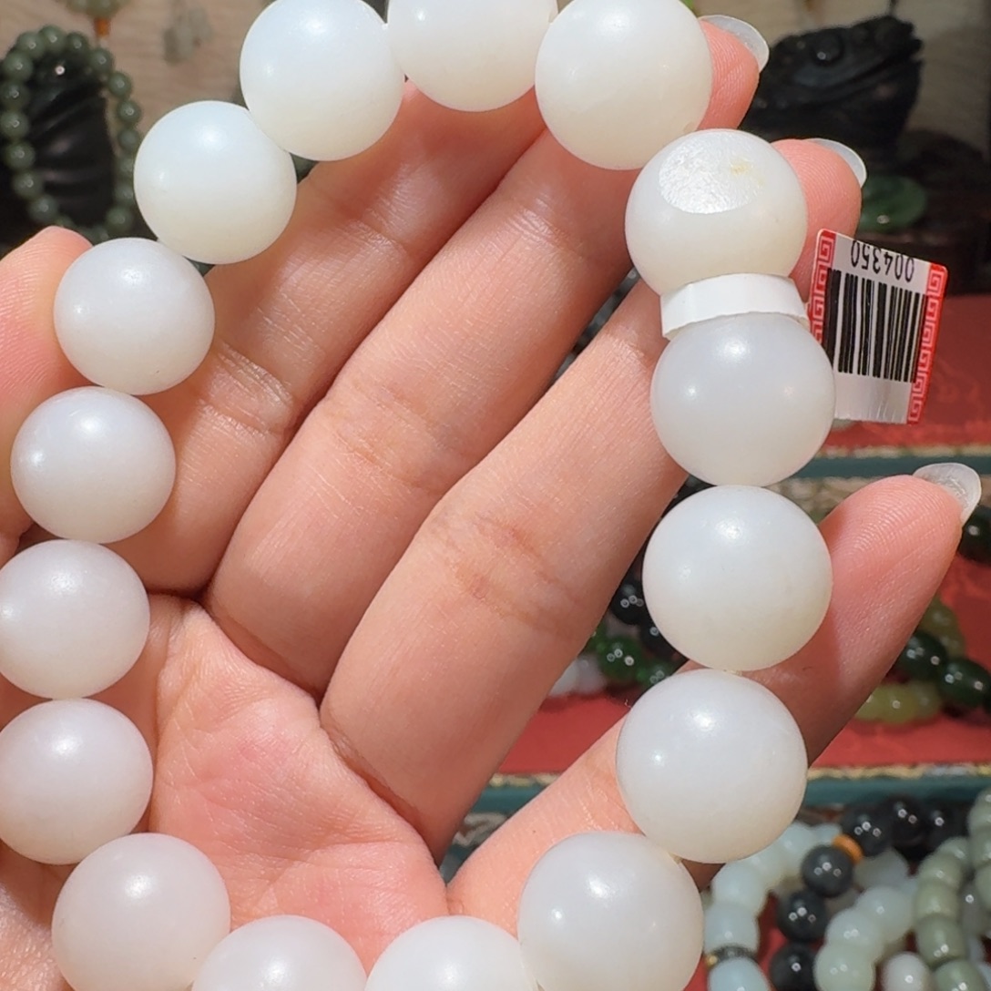 用***6和田玉未镶嵌手链