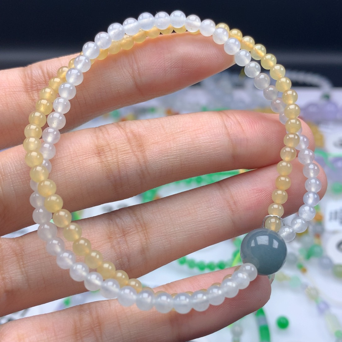 翡翠手链未镶嵌卡