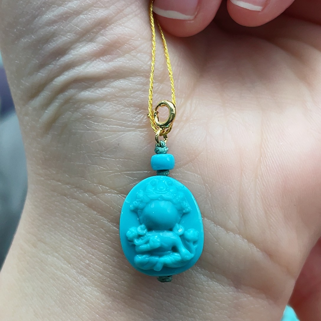 绿松石颈饰未镶嵌