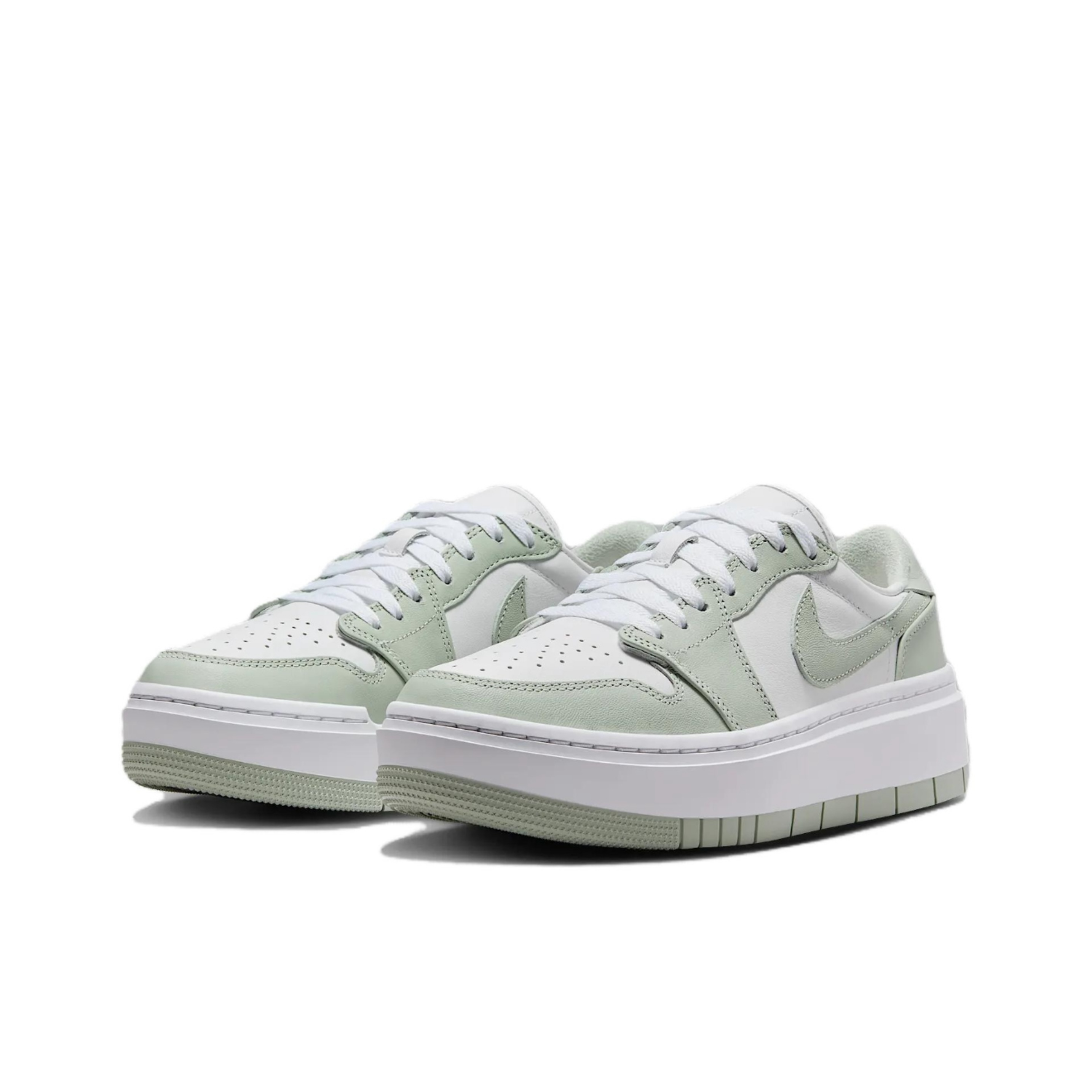 【西安开元NIKE正品保证】AJ1 厚底鼠尾草低帮女子板鞋DH7004-003