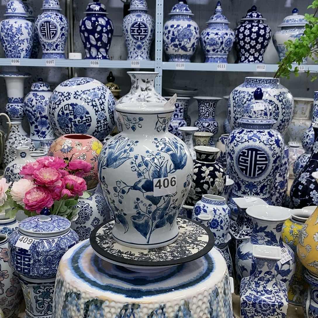 【闪购商品】摆件铃兰花花瓶瓷器………………………………